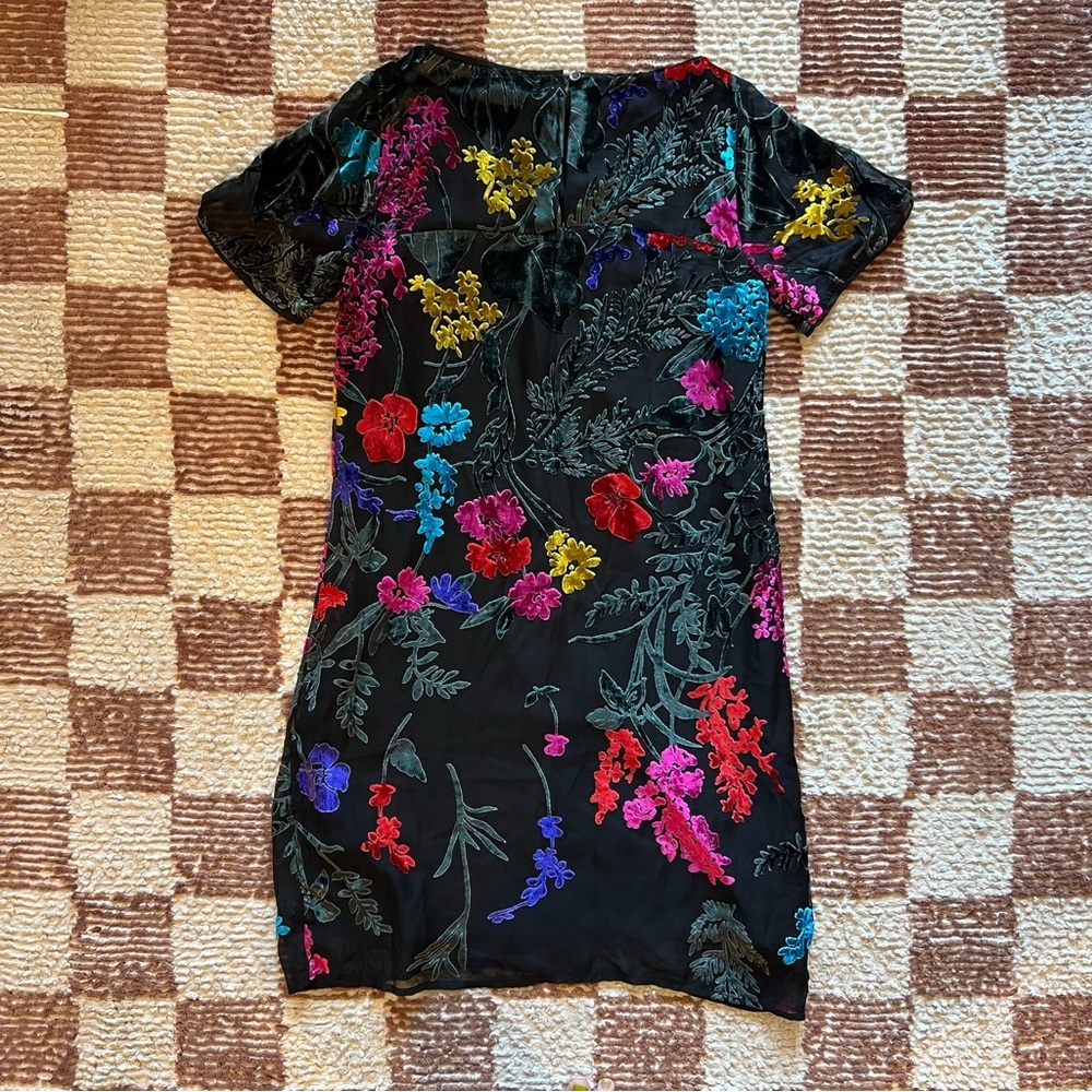 NWT Anthropologie Maeve Alisa Burnout Velvet Tee Dress Black Mini Short Sleeve - Picture 2 of 4